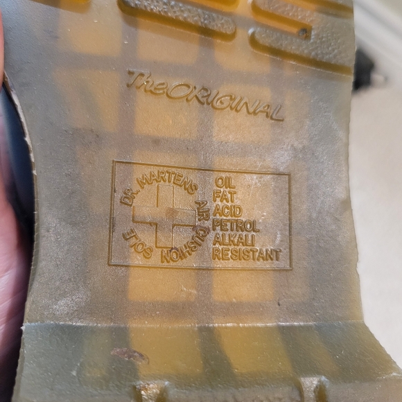 DR. MARTENS 1460 LACE UP COMBAT BLACK LEATHER BOOTS Women Size 7 - Picture 15 of 16